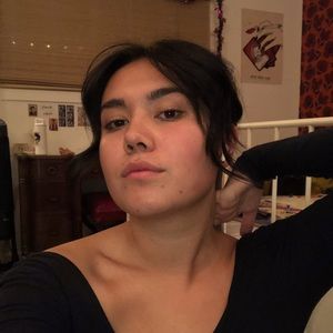 Meet your Posher, Jenelle